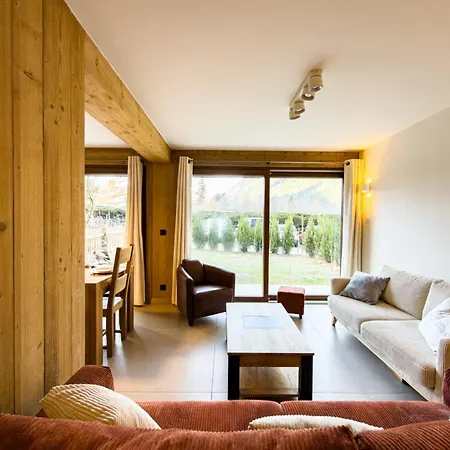 Apartment With Garden And Proximity To Activities *