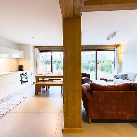 Apartment With Garden And Proximity To Activities *