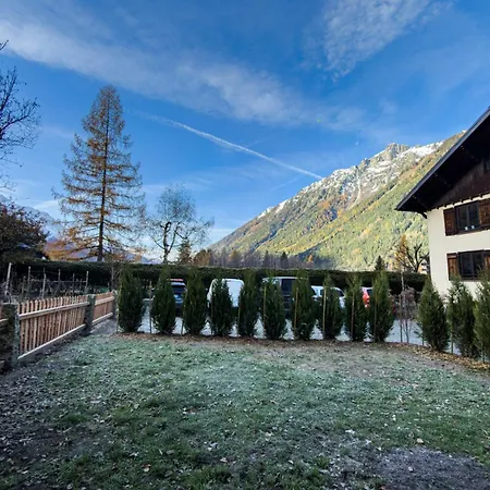 With Garden And Proximity To Activities Apartment *